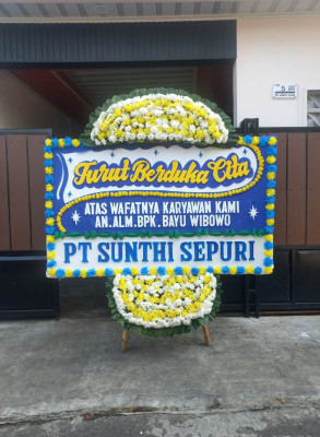 Papan Bunga Duka di Selawi